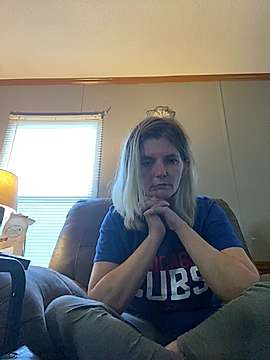 hotmommy8993 naked stripping on cam for live sex video chat