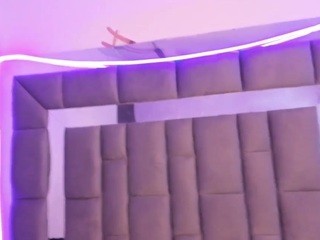 JaneAndValeria naked in her Live Sex Chat