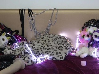 KetnisBabe naked in her Live Sex Chat