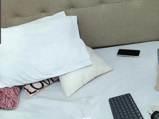 mia614 naked in her Live Sex Chat