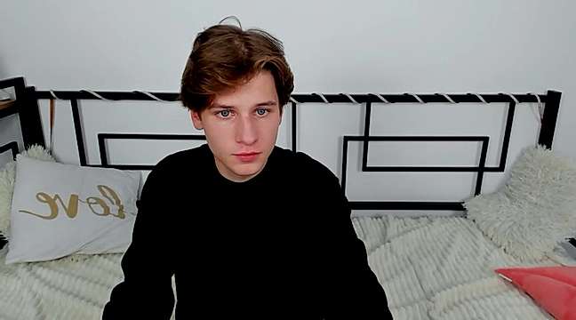 Nora_and_Kult naked stripping on cam for live sex video chat
