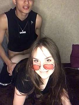 PARTY_KINGS naked stripping on cam for live sex video chat