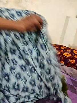 sarika4u naked stripping on cam for live sex video chat