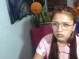alice-styles naked in her Live Sex Chat