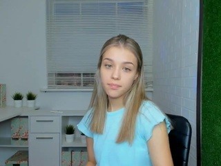 Amy-haris naked in her Live Sex Chat