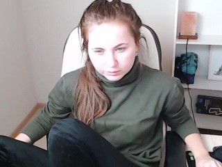 AngelinaDenson naked in her Live Sex Chat