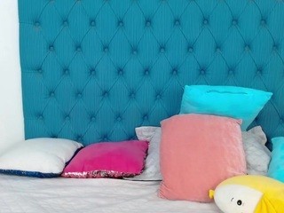 ariadnagh naked in her Live Sex Chat
