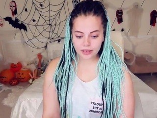 ArielLee naked in her Live Sex Chat
