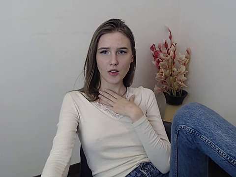 AuroraCute_ naked stripping on cam for live sex video chat