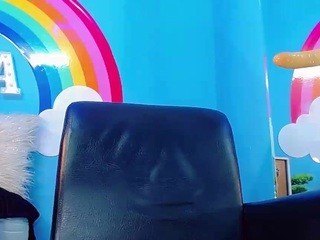 Bby-Vekaxx naked in her Live Sex Chat