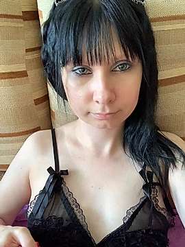 _Christina_ naked stripping on cam for live sex video chat