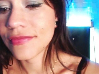 Evelin-Harris naked in her Live Sex Chat