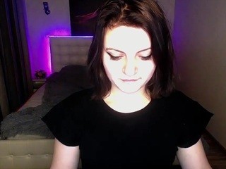 Helen-Jackson naked in her Live Sex Chat