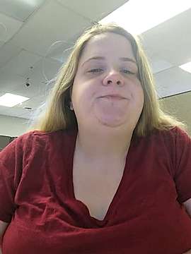 Hleigh327 naked stripping on cam for live sex video chat