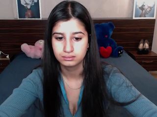 Jennifer-Phillips naked in her Live Sex Chat