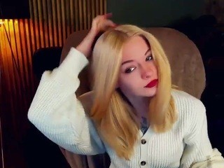 KolibriGirl naked in her Live Sex Chat