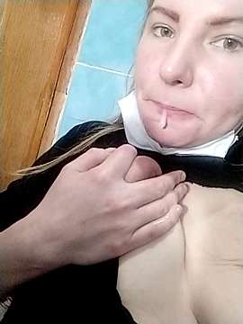 lina5656 naked stripping on cam for live sex video chat