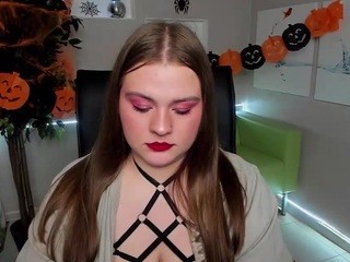 LisaDove naked in her Live Sex Chat