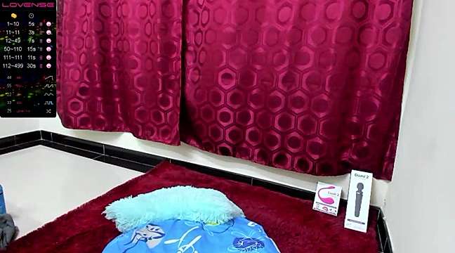 MadisRock- naked stripping on cam for live sex video chat