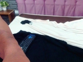 MaidaAndKyle naked in her Live Sex Chat