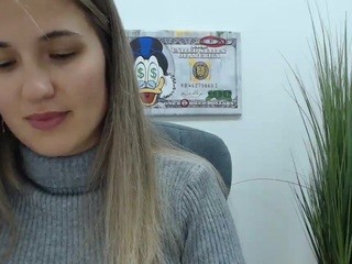 Melassa naked in her Live Sex Chat