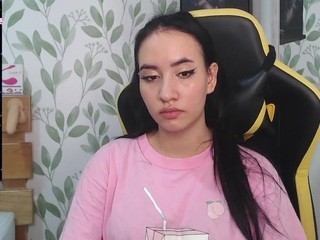 Mia-leee , ??? naked in her Live Sex Chat