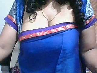 nitushah35 naked stripping on cam for live sex video chat