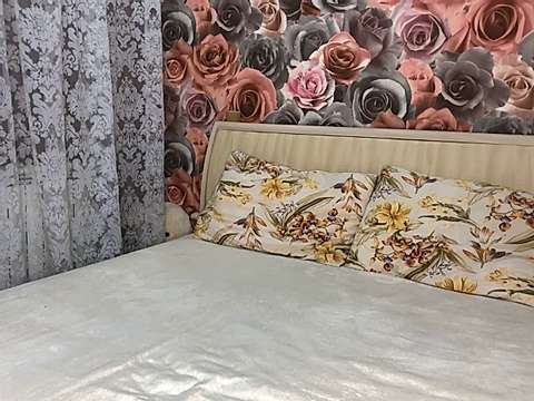 Pretty_Nancy naked stripping on cam for live sex video chat