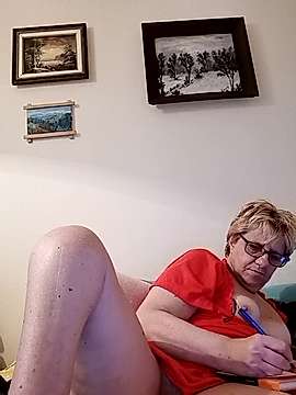 Sexyshow18 naked stripping on cam for live sex video chat