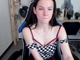 showroom naked in her Live Sex Chat
