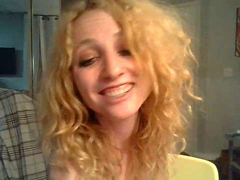 strawberryblondebabe naked stripping on cam for live sex video chat