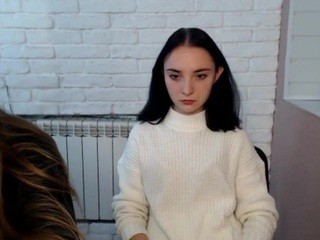 SweetBritany naked in her Live Sex Chat