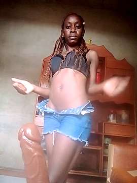 VELLAH-2022 naked stripping on cam for live sex video chat