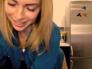 WhiteAngelll naked in her Live Sex Chat