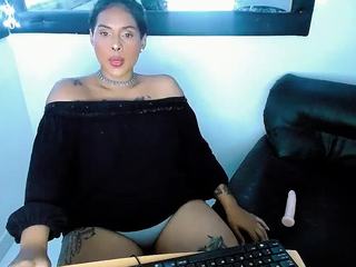 zamarawatson naked in her Live Sex Chat