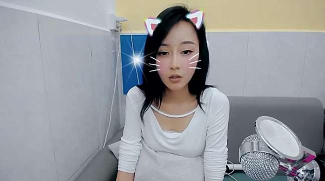Zhaforten_Til naked stripping on cam for live sex video chat