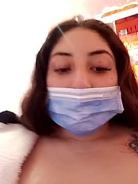 Abby_dolc3 naked stripping on cam for live sex video chat