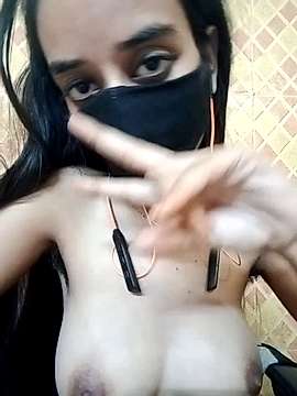 _Afreen naked stripping on cam for live sex video chat