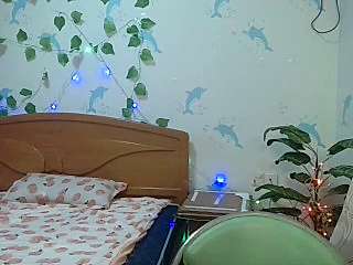 AK-LE naked stripping on cam for live sex video chat