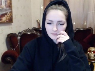 BonnieFoxx naked in her Live Sex Chat