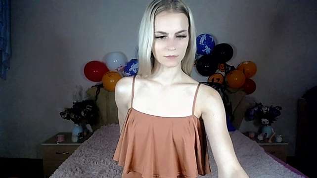 cherry_kerry naked stripping on cam for live sex video chat