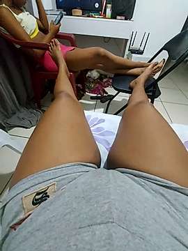 ElenPierre naked stripping on cam for live sex video chat
