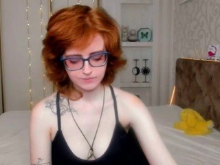 ElizabethMitchell naked in her Live Sex Chat
