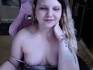 Emihaze naked stripping on cam for live sex video chat