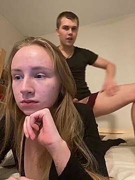 GalaxyMontana naked stripping on cam for live sex video chat
