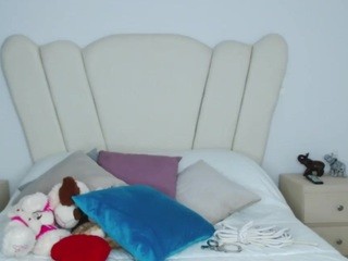 kayli-west naked in her Live Sex Chat
