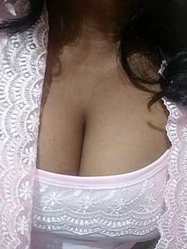 Khushi_singh_ naked stripping on cam for live sex video chat