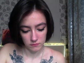 Kimberly-Blake naked in her Live Sex Chat