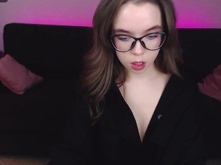 LauraAllens naked in her Live Sex Chat