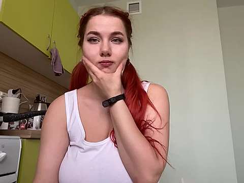 LisaLauren1 naked stripping on cam for live sex video chat